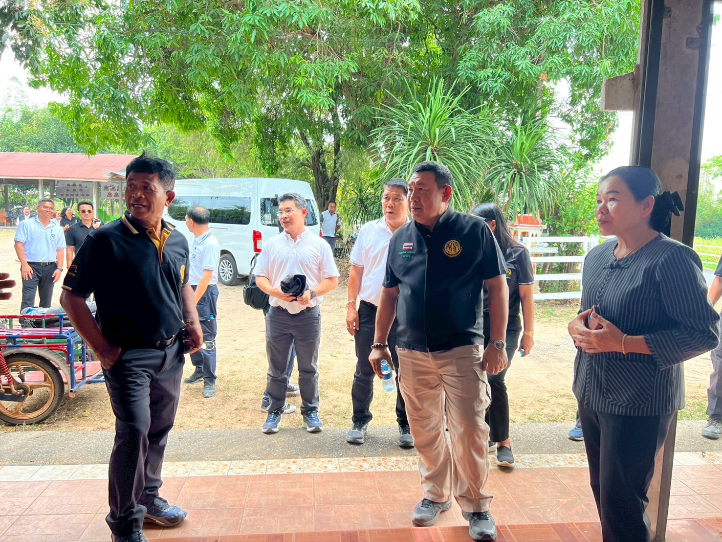 title - เลขาธิการ ส.ป.ก. ตรวจเยี่ยม ส.ป.ก.ยโสธร และลงพื้นที่ตรวจเยี่ยมกลุ่มวิสาหกิจชุมชนโคขุนหนองแหน และศูนย์ต้นแบบเกษตรทฤษฎีใหม่ในเขตปฏิรูปที่ดิน (นายสุริยา  หงษ์ลอยวงษ์) จังหวัดยโสธร